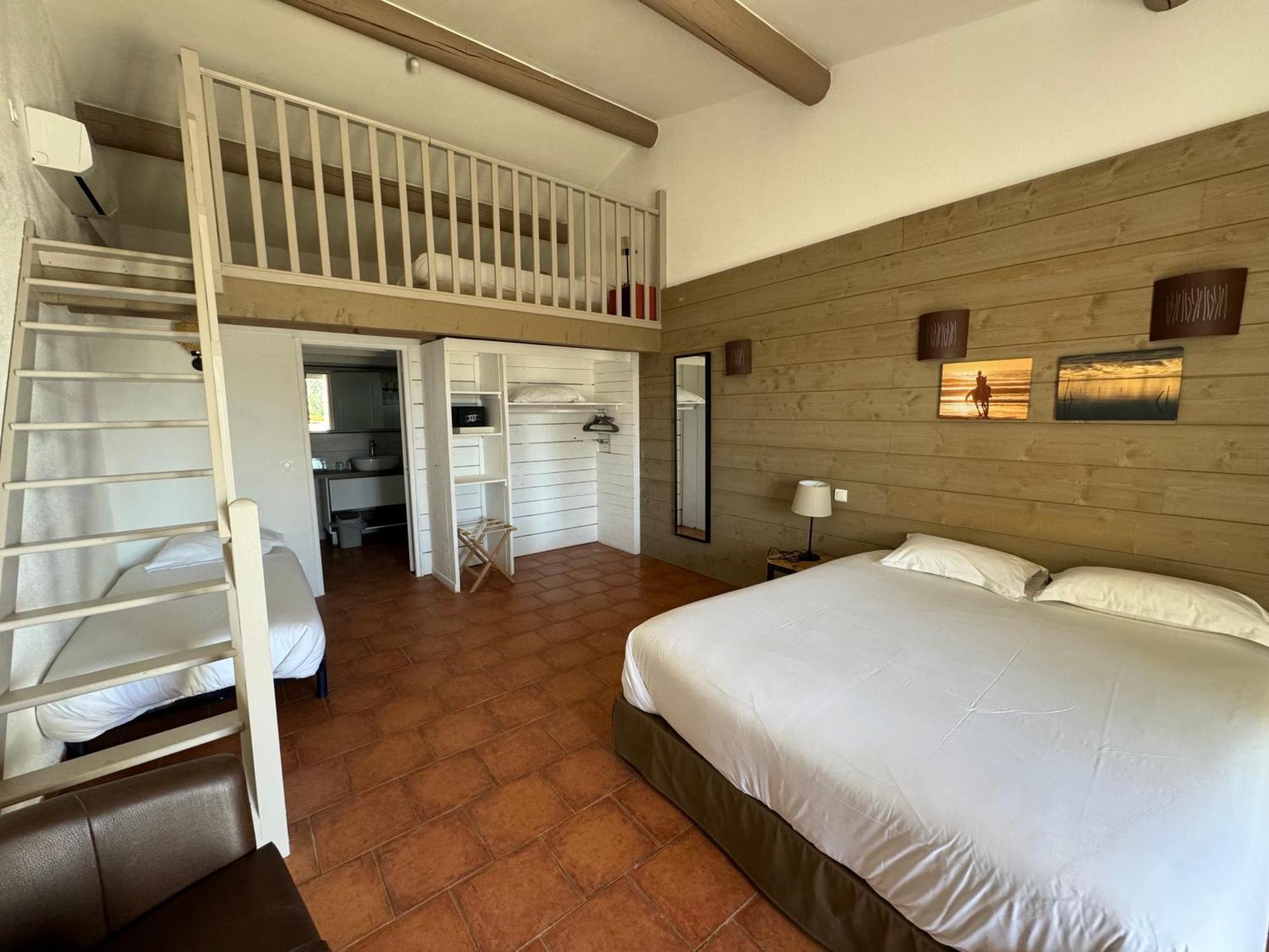 Mas Des Salicornes Hotel Saintes-Maries-de-la-Mer Eksteriør billede