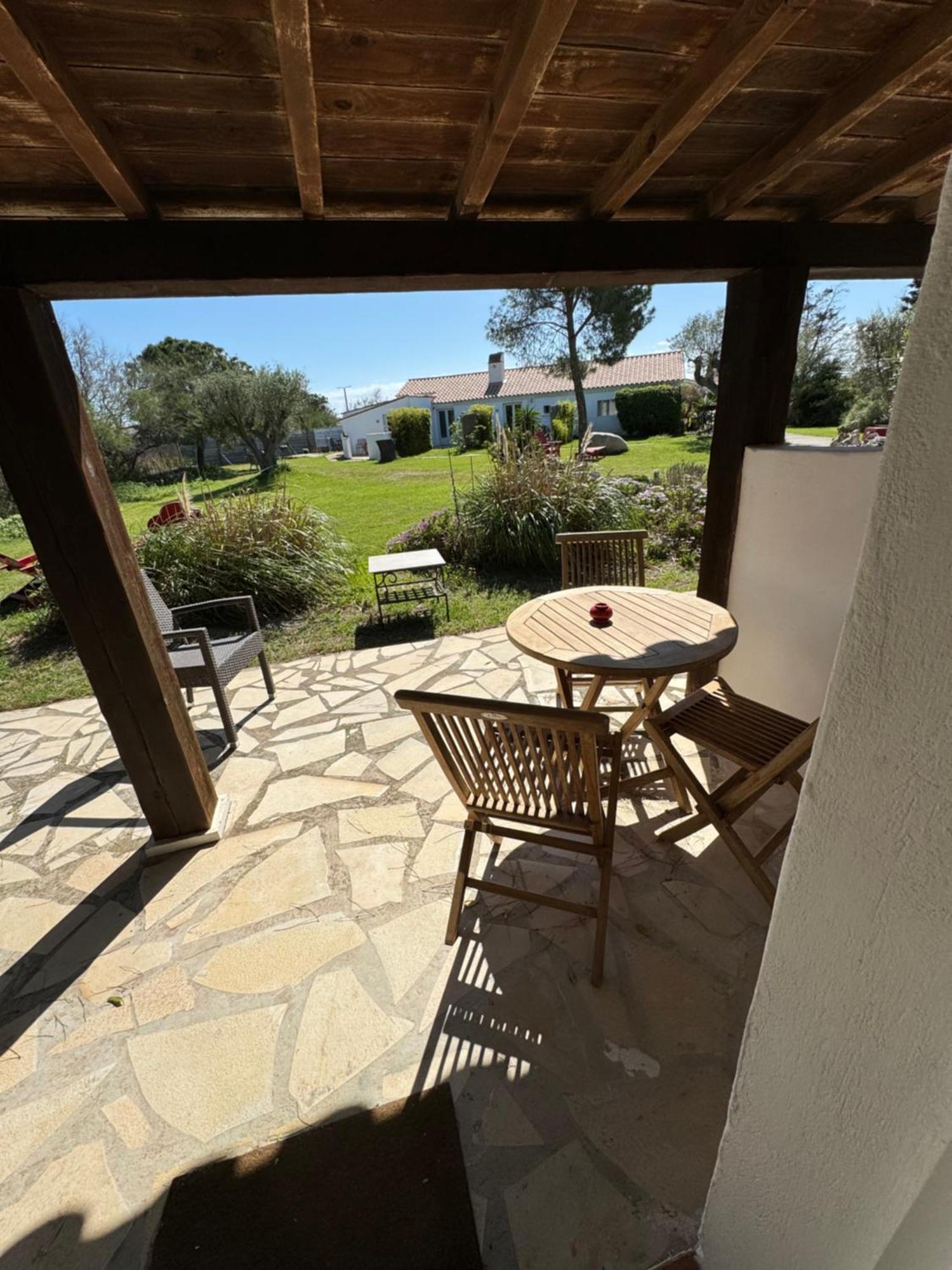 Mas Des Salicornes Hotel Saintes-Maries-de-la-Mer Eksteriør billede